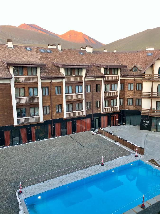 Gvc 240 New Gudauri Apartment Bagian luar foto